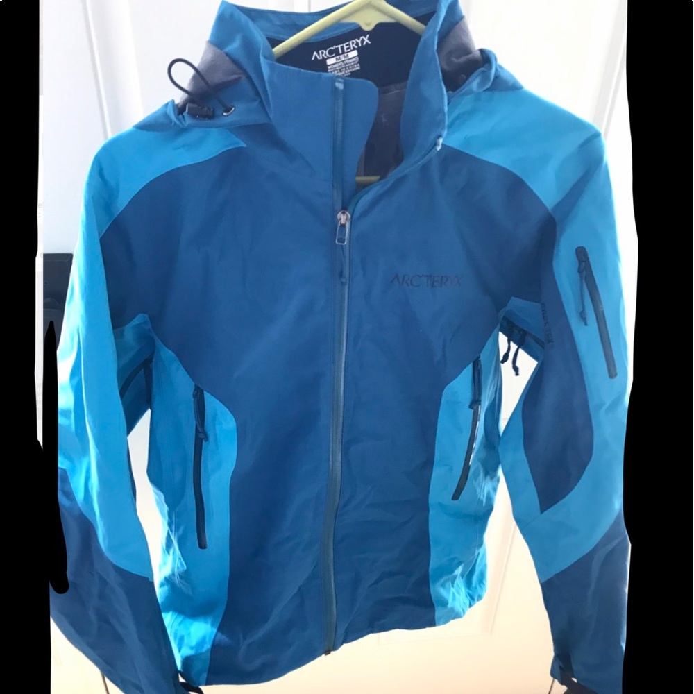 Women’s Arcteryx Jacket blue size M
